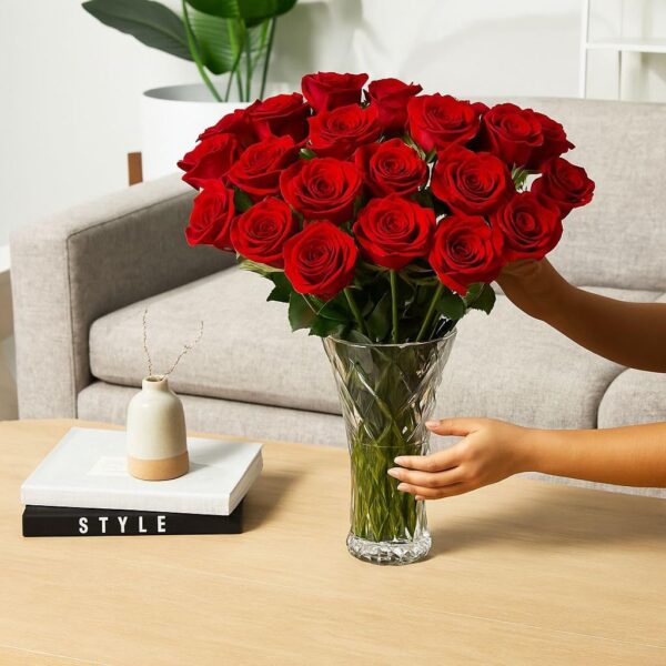 Red Rose Vase - Image 3