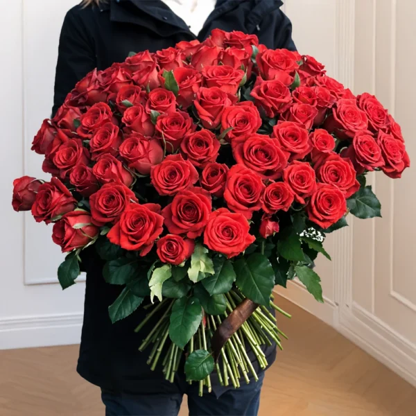 100 Red Roses Grande Bouquet