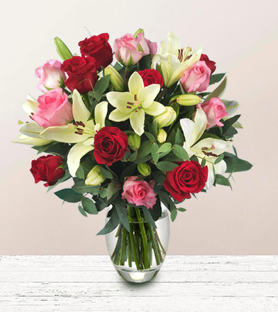 Lily & Roses