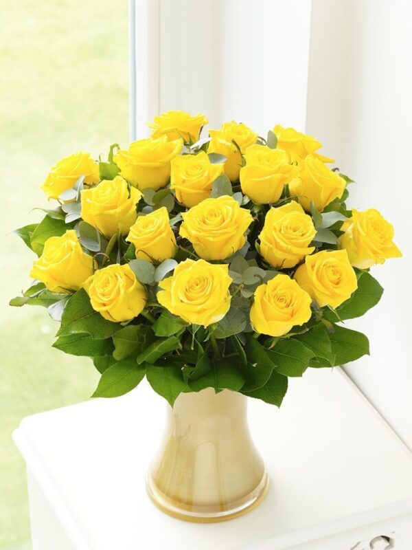 Yellow Roses Vase - Image 2