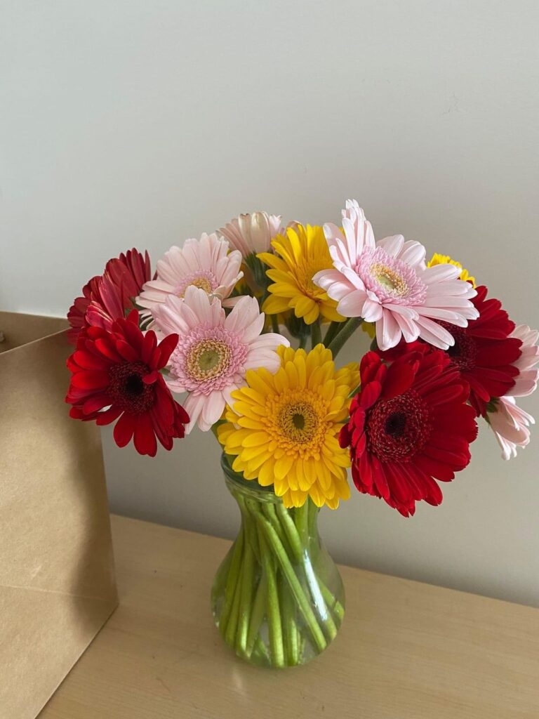 Flower Delivery in Amman | Best Online Flower & Gift Delivery in Jordan 2 7d41bfe979c2019f57848c4af952721c 1 Flower Delivery in Amman | Best Online Flower & Gift Delivery in Jordan - WowWard ورد وهدايا عمان