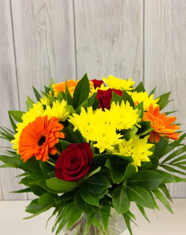 Rainbow Elegance Vase | Flower & Gift Delivery in Amman, Jordan – WowWard (Photo 5)