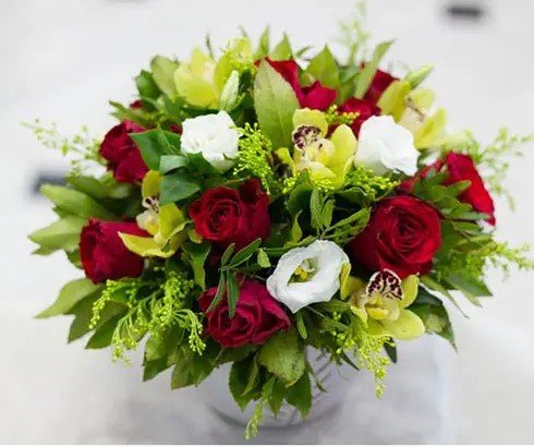 Crimson White Elegance product thumbnail 2