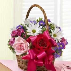 44.jpg Seasonal Bloom Delight