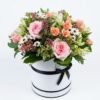 Pink Roses and Flowers with Baby's Breath Box – white round box باقة ورد جوري وردي وأزهار: ورود وردية وخوخية مع أقحوان في صندوق دائري